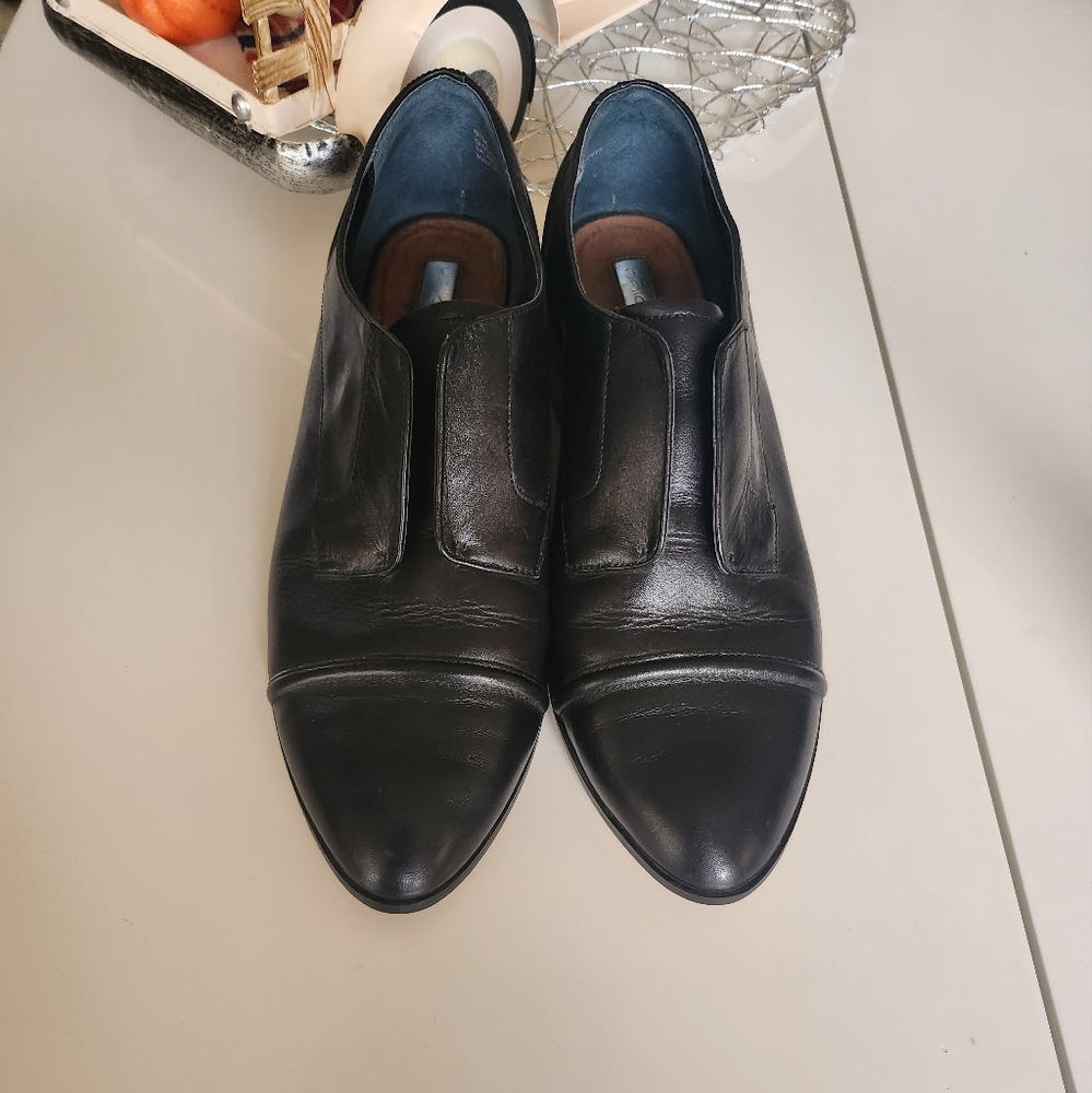 Halogen Booties - Picture 2 of 8